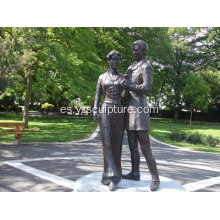 Estatua de bronce de amor par para la decoración del jardín